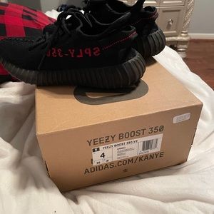 Yeezy Boost 350 Black/Red